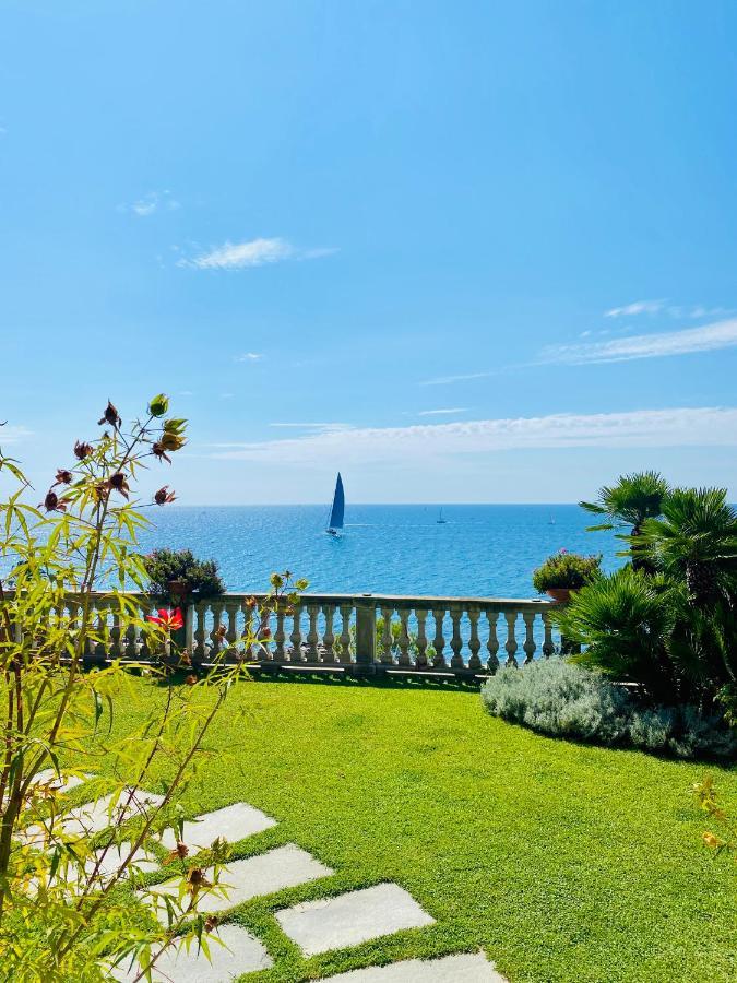 Sea View Suite Apartment In Historic Villa, Exclusive Experience Imperia Dış mekan fotoğraf